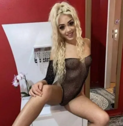 KARLA escort profile in Chester